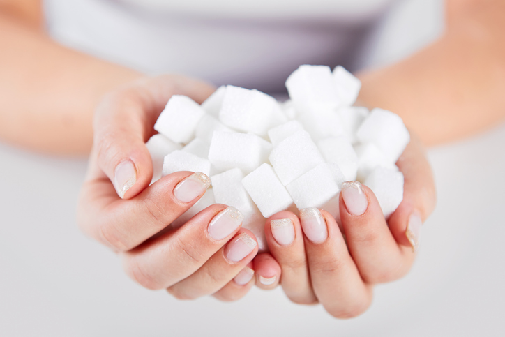 Da li šećer „hrani“ rak? Ruski onkolog razotkriva da li je to istina ili mit