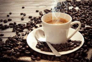 Ako ne možete bez kafe, upoznajte se sa prednostima i manama kofeina